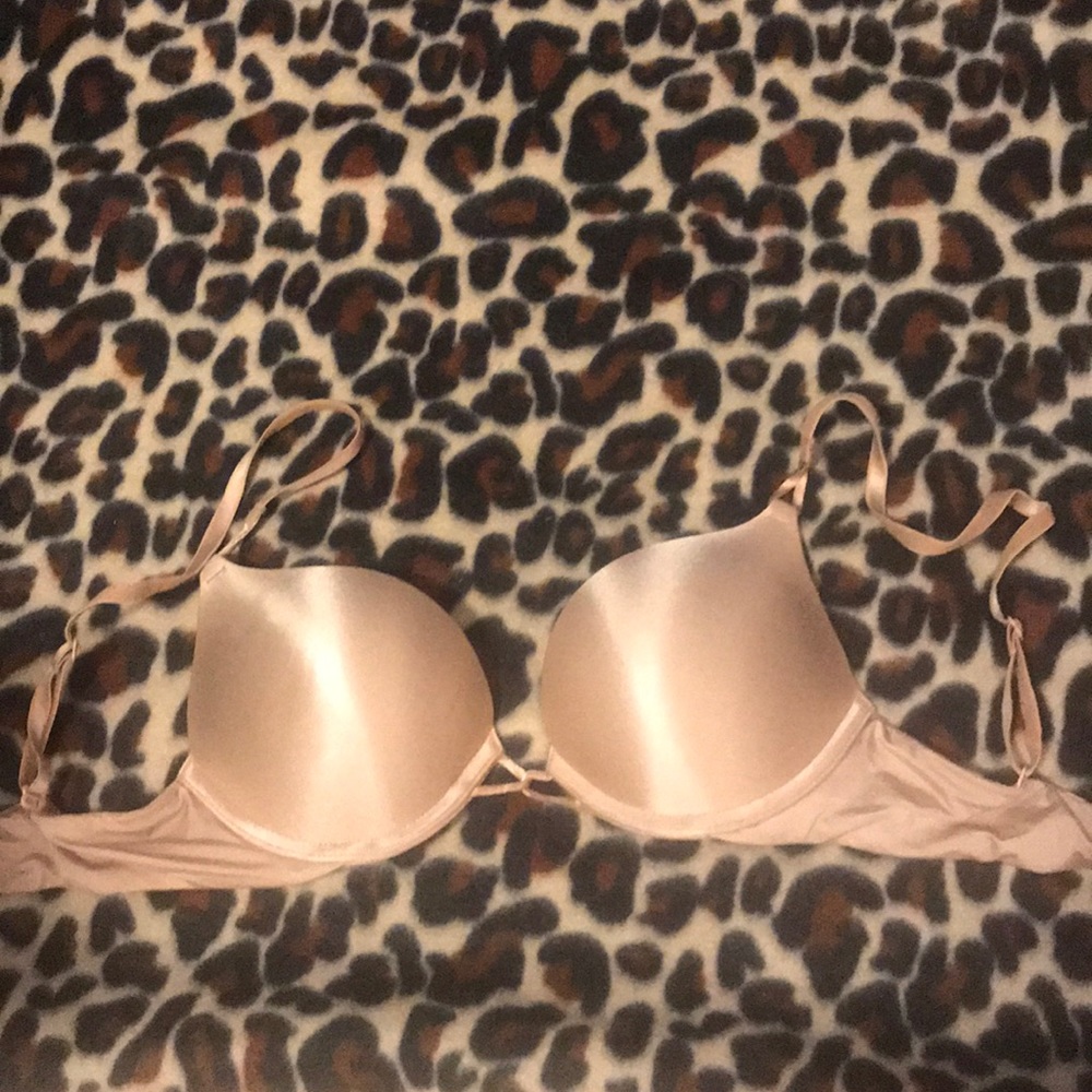 Bombshell VS bra